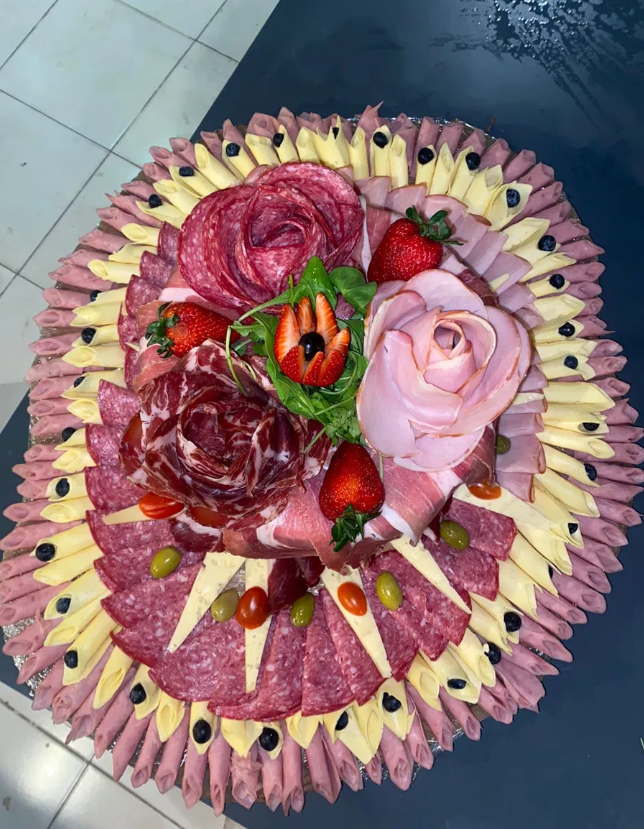 Bandeja de fiambres para eventos y cumpleaños, Complejo Mauro Olivi